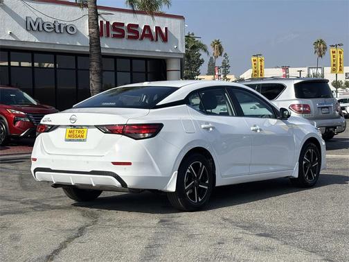 2025 Nissan Sentra SV