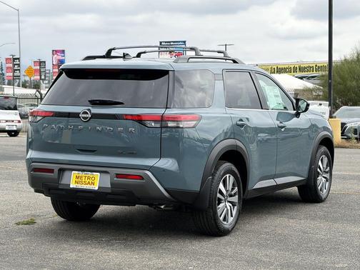 Teal 2026 Nissan Pathfinder SL