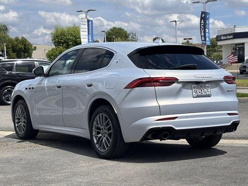 White 2024 Maserati Grecale GT