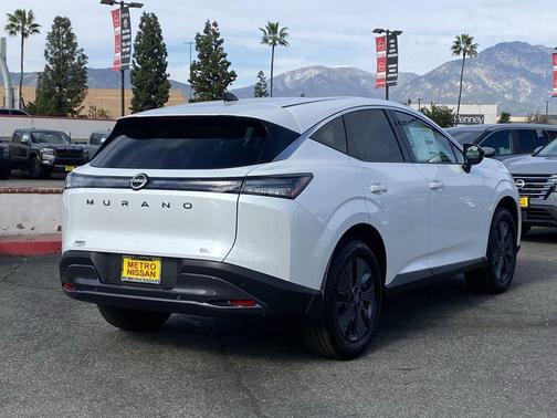 2026 Nissan Murano SL