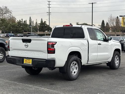 2026 Nissan Frontier S