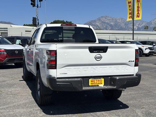 2026 Nissan Frontier S