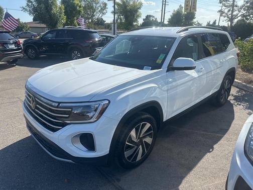 2024 Volkswagen Atlas 2.0T SE w/Technology