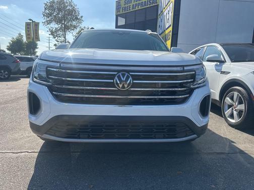 2024 Volkswagen Atlas 2.0T SE w/Technology