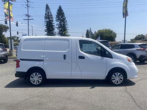 2021 Nissan NV200 S