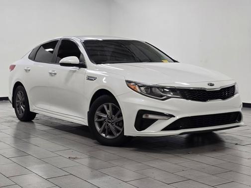 2020 Kia Optima LX