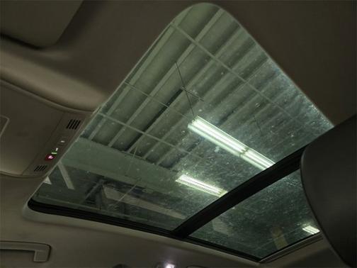 2025 Volkswagen Taos SE Black