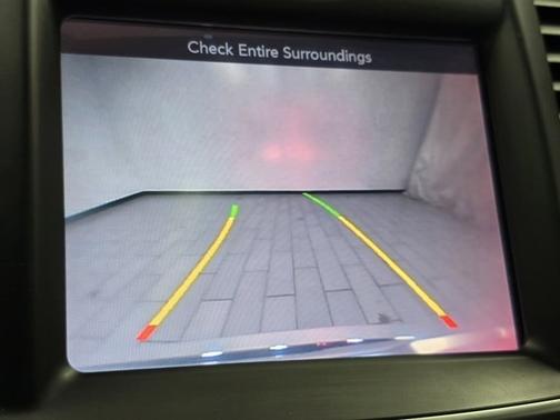 2016 Chrysler 300C Base