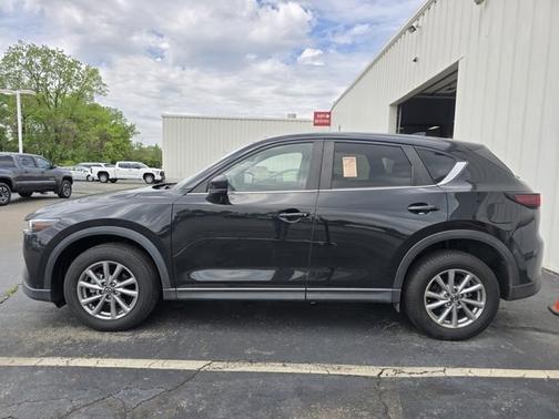 2022 Mazda CX-5 2.5 S Preferred Package