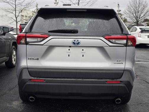 2022 Toyota RAV4 Hybrid Hybrid LE