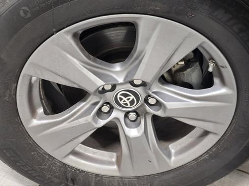 2022 Toyota RAV4 Hybrid Hybrid LE