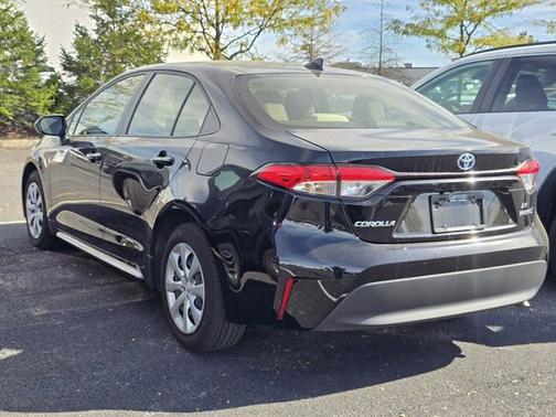 2024 Toyota Corolla Hybrid LE