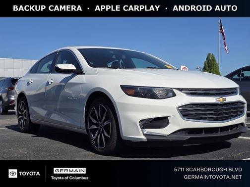 Summit White 2018 Chevrolet Malibu LT