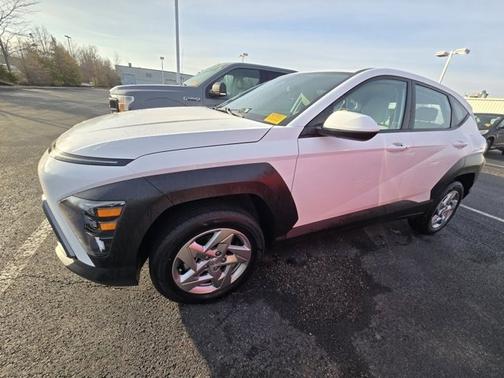 2024 Hyundai KONA SE