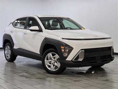 2024 Hyundai KONA SE