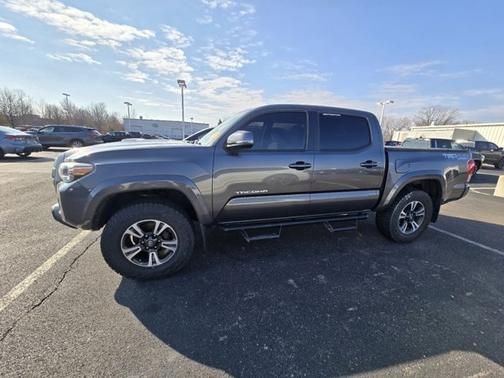 2017 Toyota Tacoma TRD Sport