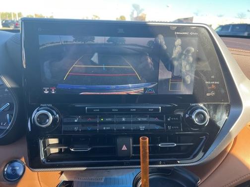 2022 Toyota Highlander Hybrid Hybrid Platinum