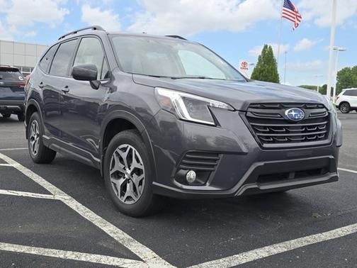 Magnetite Gray Metallic 2023 Subaru Forester Premium