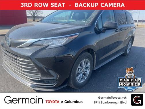 2022 Toyota Sienna LE