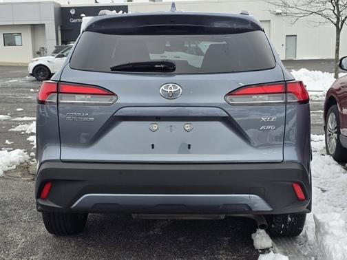 2022 Toyota Corolla Cross XLE