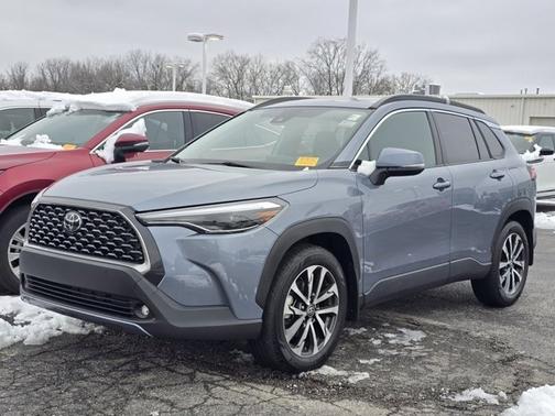 2022 Toyota Corolla Cross XLE