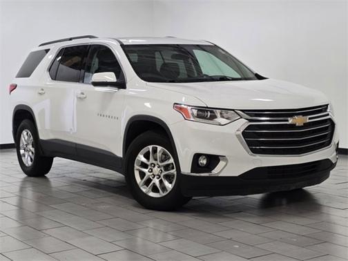 2021 Chevrolet Traverse LT Leather