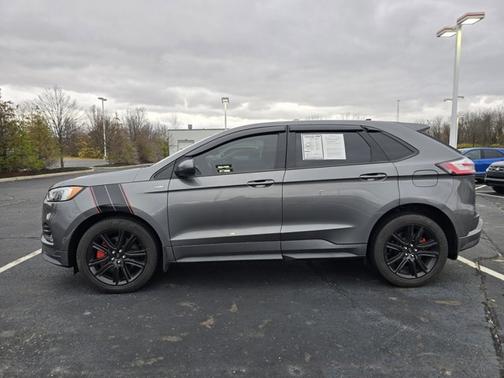 2022 Ford Edge ST Line