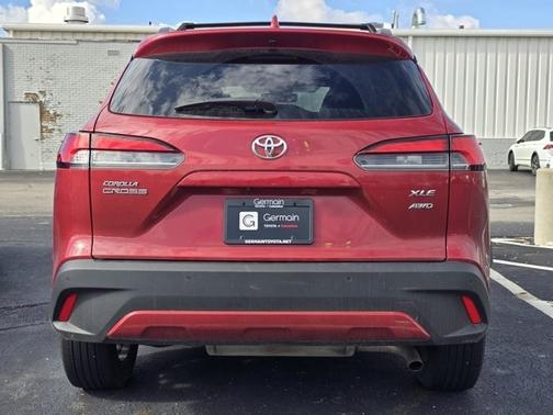 2022 Toyota Corolla Cross XLE