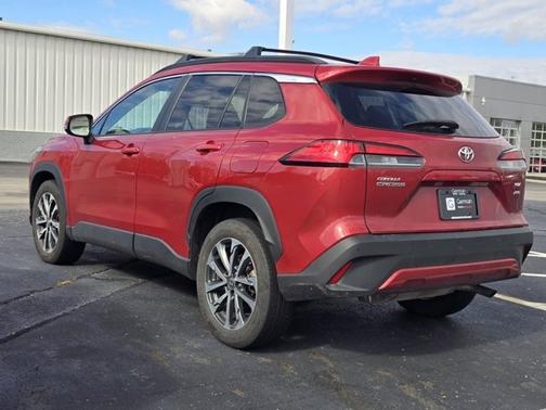 2022 Toyota Corolla Cross XLE