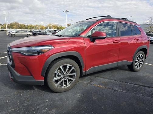 2022 Toyota Corolla Cross XLE