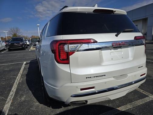 2021 GMC Acadia Denali