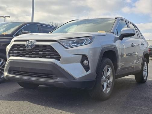 2021 Toyota RAV4 Hybrid XLE