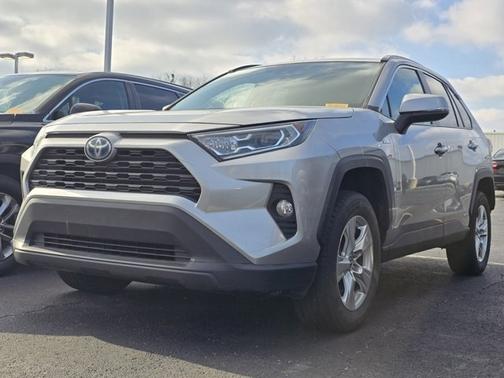 2021 Toyota RAV4 Hybrid XLE