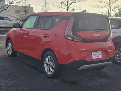2024 Kia Soul LX