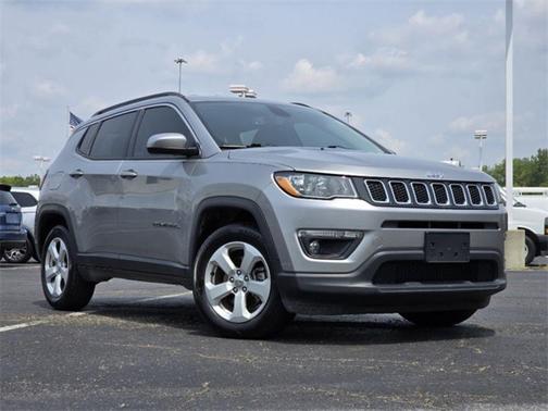 Billet Silver Metallic Clearcoat 2019 Jeep Compass Latitude