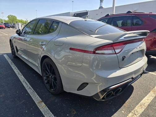 Ceramic Silver 2022 Kia Stinger GT2