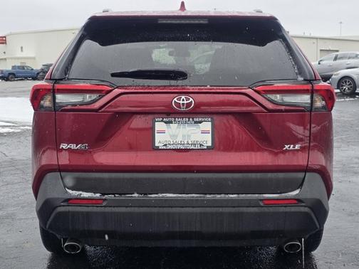 2020 Toyota RAV4 XLE