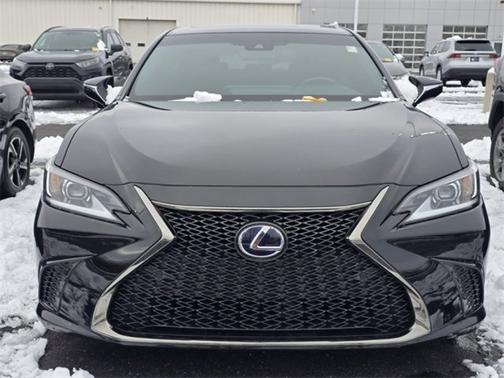 2022 Lexus ES 300h ES 300h F SPORT