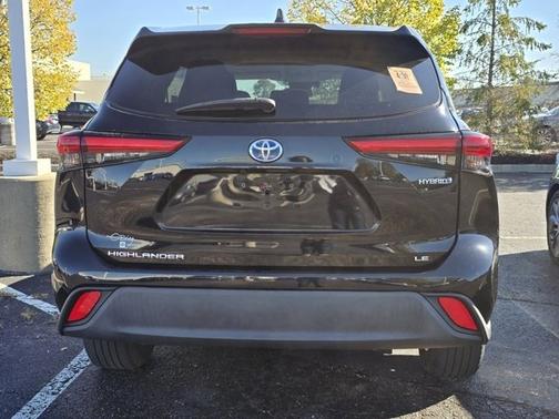 2021 Toyota Highlander Hybrid LE