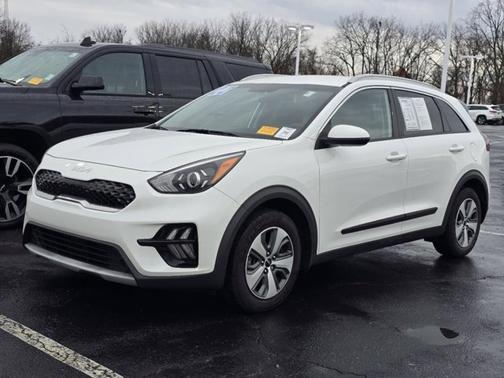 2022 Kia Niro LX