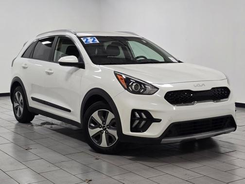 2022 Kia Niro LX