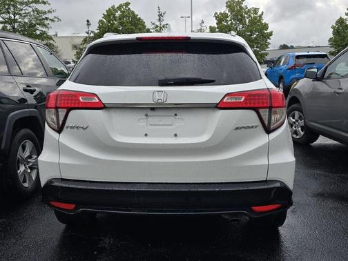 Platinum White Pearl 2021 Honda HR-V 2WD Sport