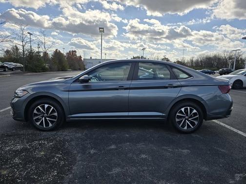 2024 Volkswagen Jetta S