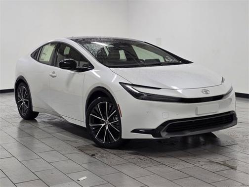 2025 Toyota Prius XLE