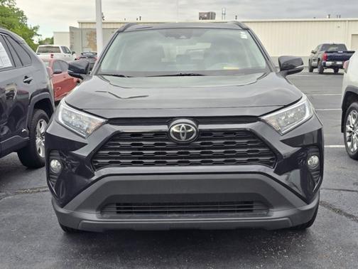 Midnight Black Metallic 2021 Toyota RAV4 XLE
