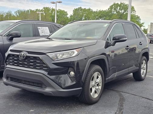Midnight Black Metallic 2021 Toyota RAV4 XLE