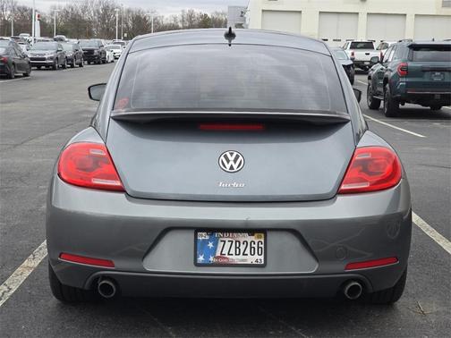 2012 Volkswagen Beetle Base