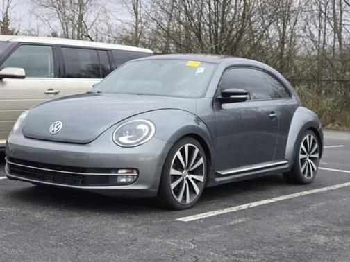 2012 Volkswagen Beetle Base