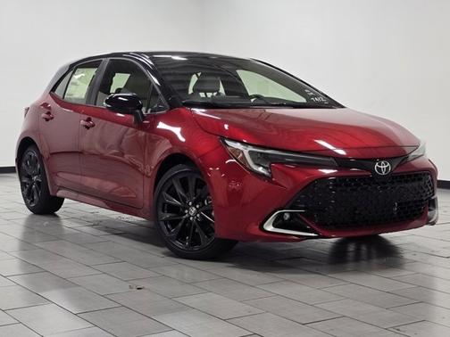 2025 Toyota Corolla Hatchback XSE