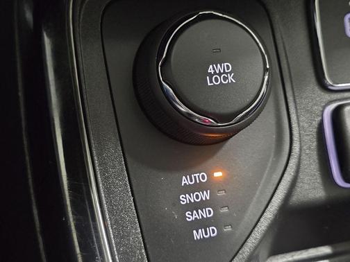 Granite Crystal Metallic Clearcoat 2021 Jeep Compass Latitude